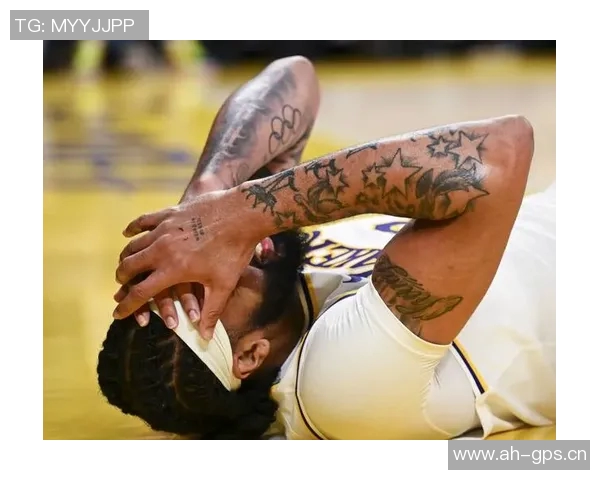 浓眉加盟独行侠后出勤率仅3046场比赛只打了14场引发关注